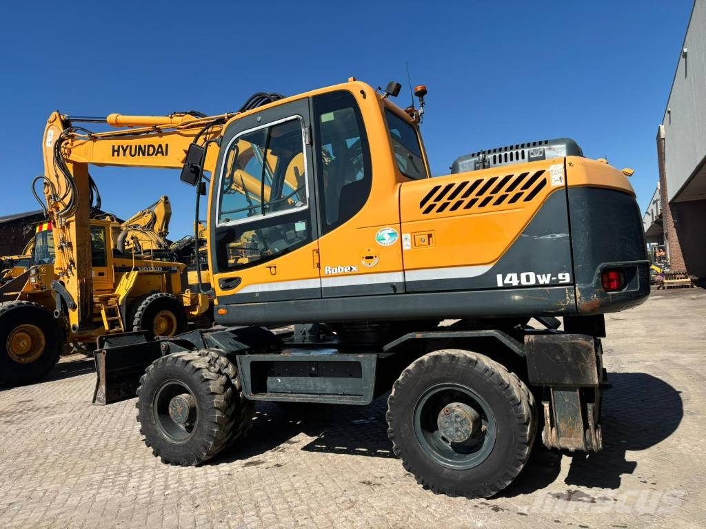 Hyundai 140W-9 Mobilbagger