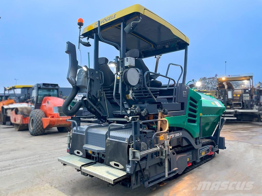 Vögele SUPER 1300-3I Машини за асфалт