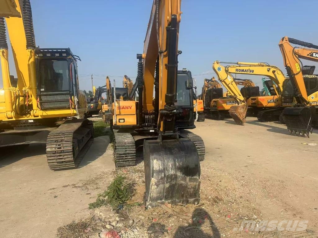 Sany SY 135 Εκσκαφείς με ερπύστριες