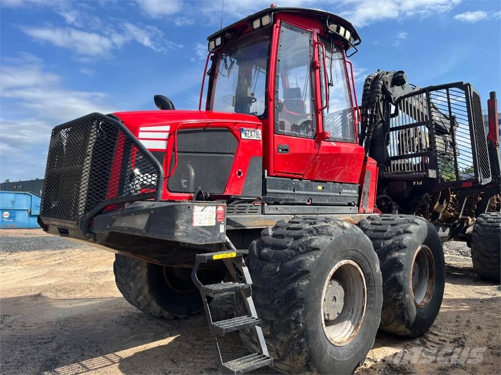 Komatsu 895 Transportadoras