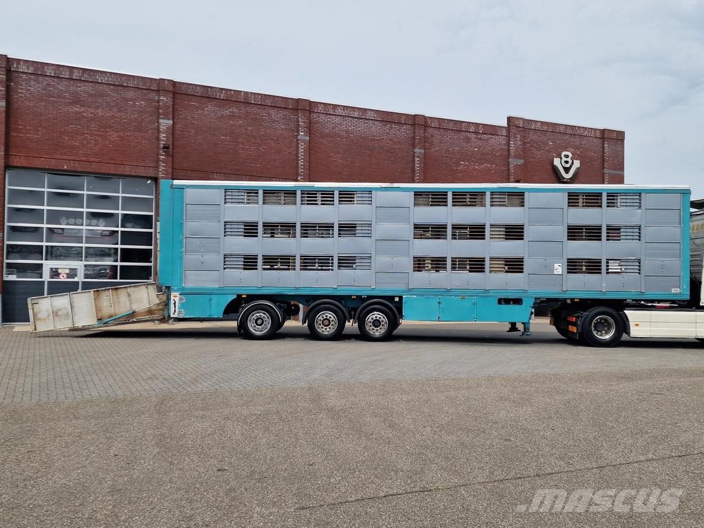 Lecitrailer Guiton livestock trailer 3 deck - Loadlift - Steer Semirremolques de ganado