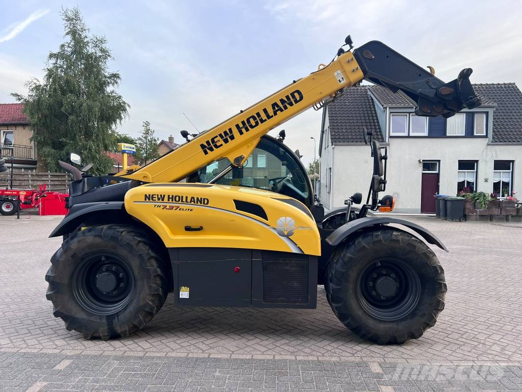 New Holland TH 7.37 Elite 농업용 텔레 핸들러