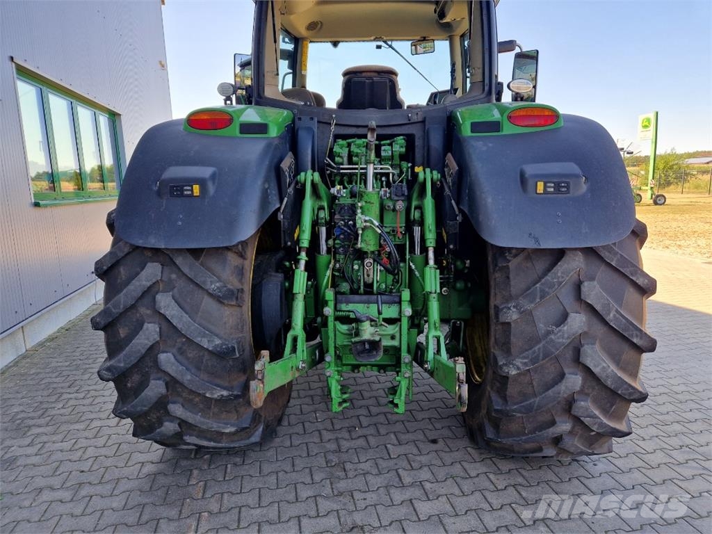 John Deere 6175R Tractoren