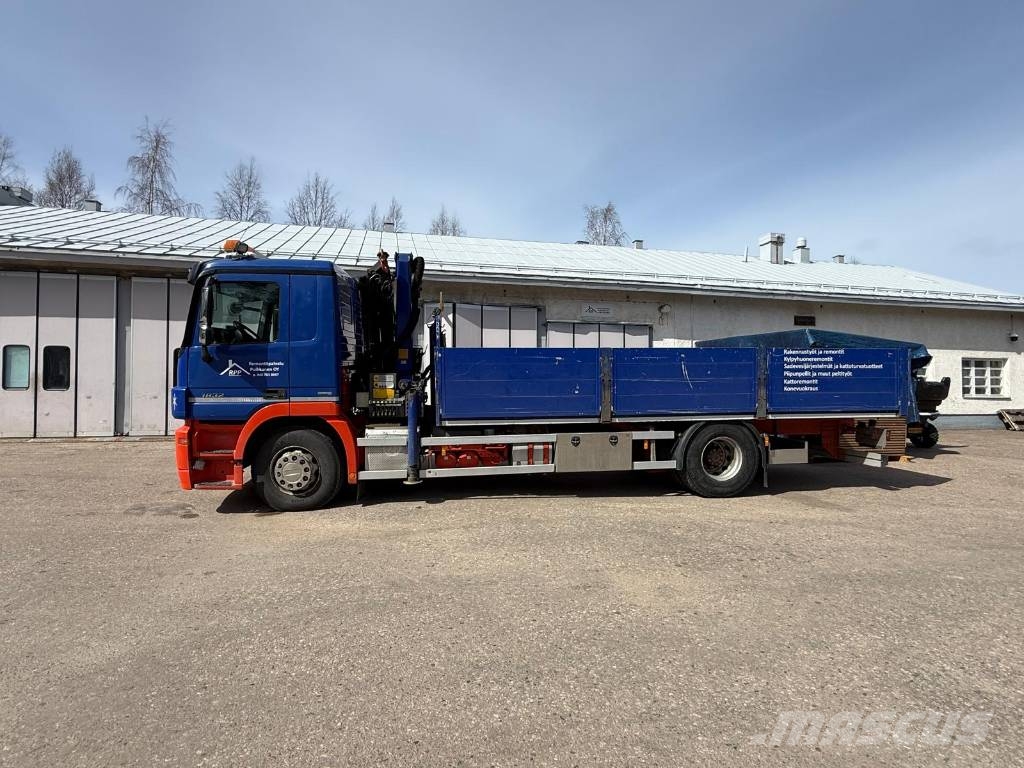 Mercedes-Benz Actros 1832 L شاحنات الرافعات