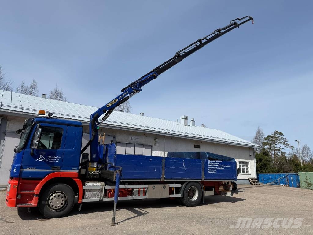 Mercedes-Benz Actros 1832 L شاحنات الرافعات