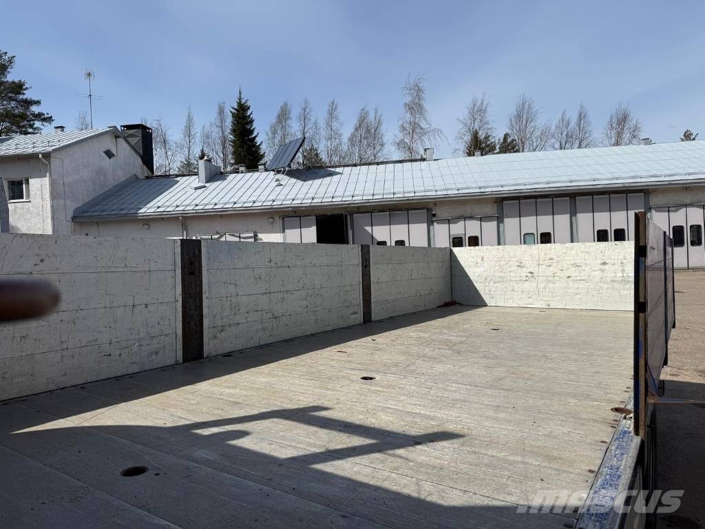 Mercedes-Benz Actros 1832 L شاحنات الرافعات