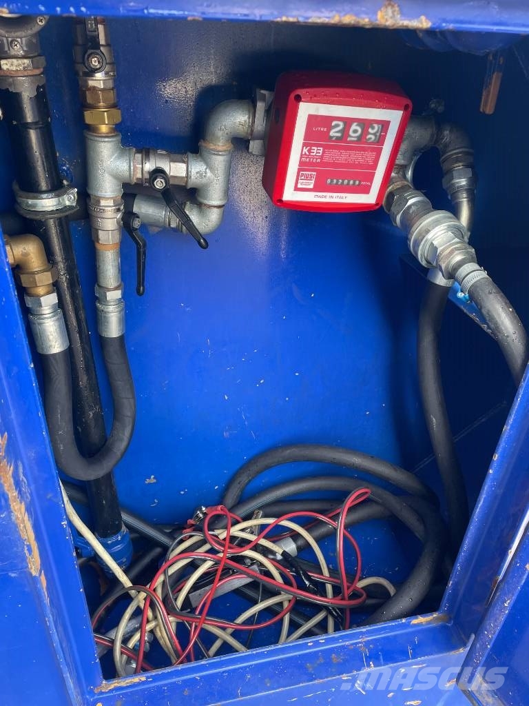 Dieseltank 3 Serbatoi per carburante e additivi