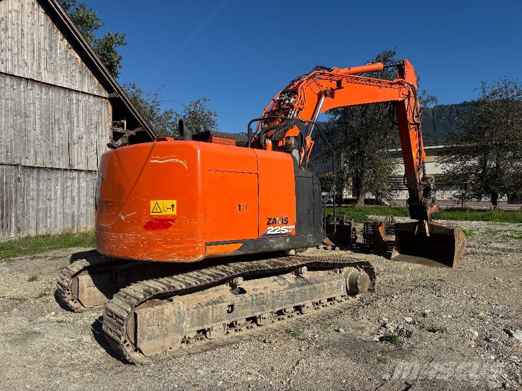 Hitaci ZX 225 USRLC-6 Rupsgraafmachines