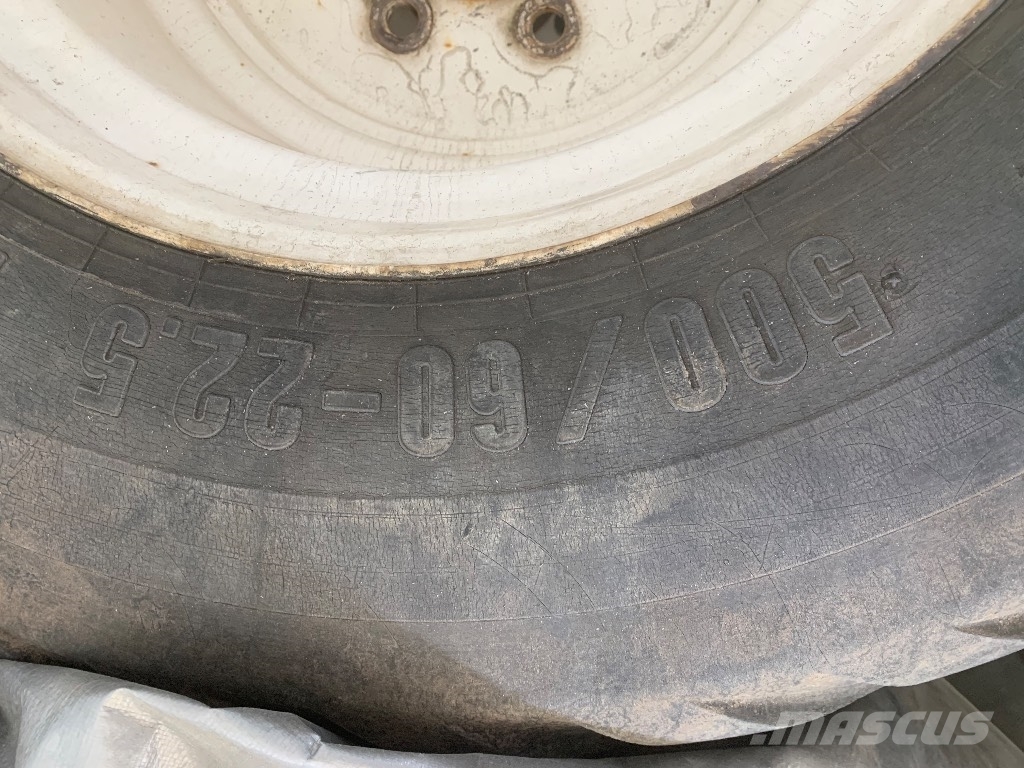 Trelleborg 500 60 22,5 Ελαστικά και ζάντες