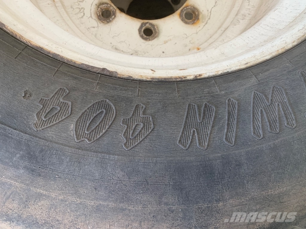 Trelleborg 500 60 22,5 Ελαστικά και ζάντες