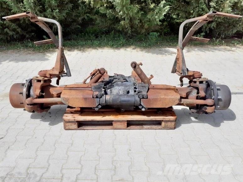 Fendt 822 S4 FRONT AXLE IN PARTS Chassis og understell