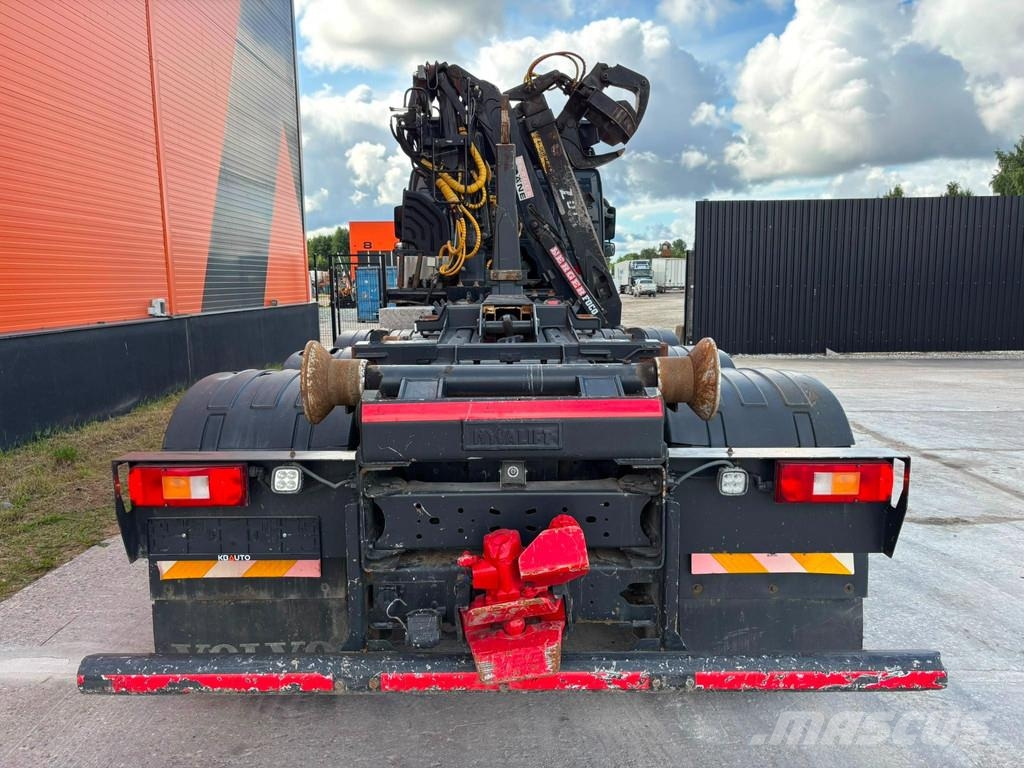 Volvo FM 410 8x4*4 BERGER L110 / HYVALIFT L=5700 mm Vlakke laadvloer met kraan