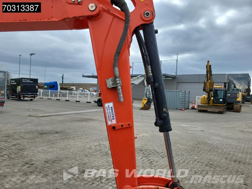 Kubota U50-5 3 Buckets Міні-екскаватори < 7т