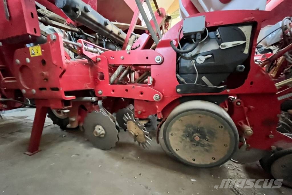 Kverneland Optima 6 E ماكينات البذر الدقيق