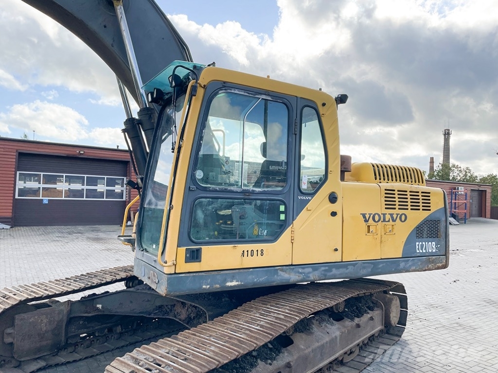 Volvo EC210BLC Sold by parts Roomikekskavaatorid