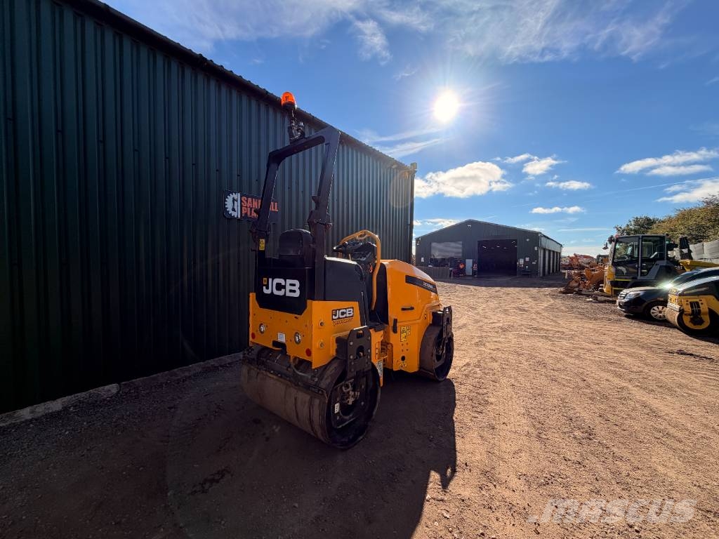 JCB CT 260-120 Twin Drum Roller Divvalču grunts veltņi