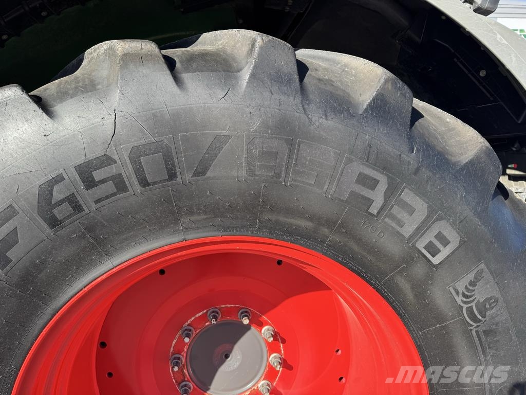 Fendt 824 VARIO PROFI + トラクター