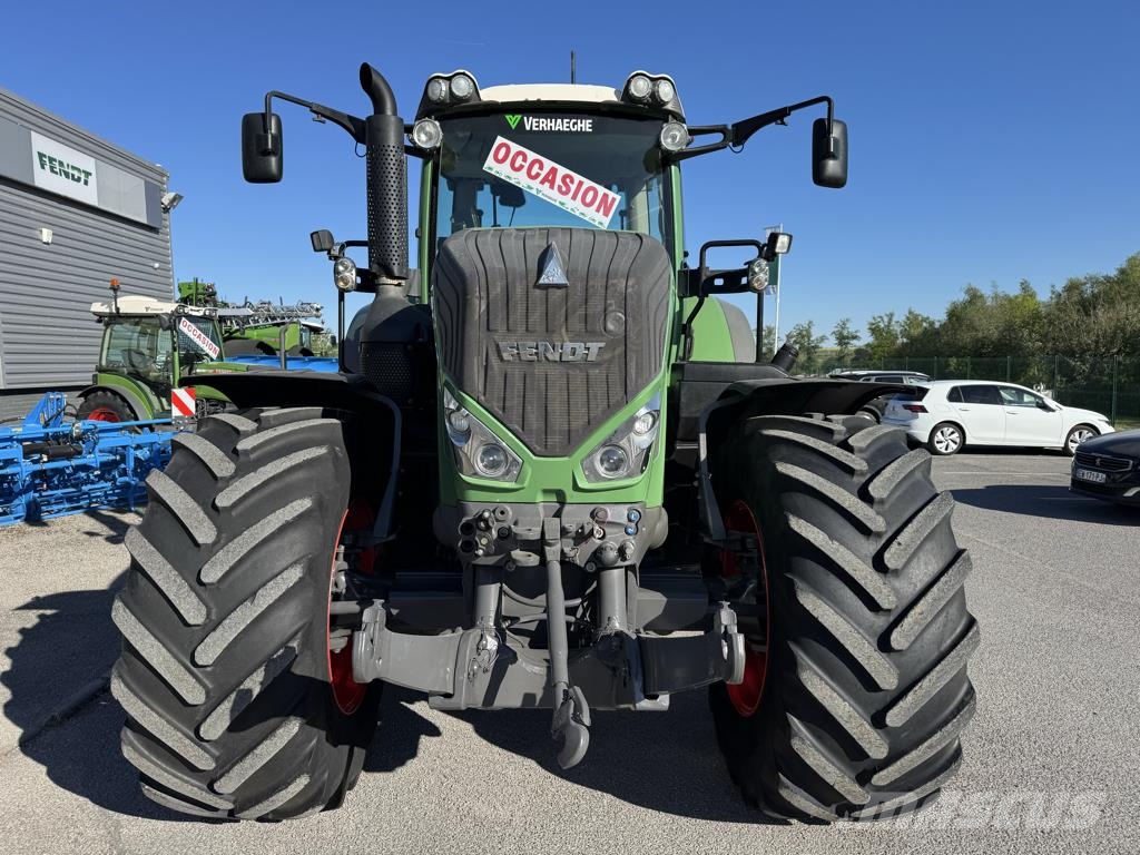 Fendt 824 VARIO PROFI + Трактори