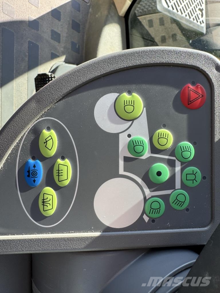 Fendt 824 VARIO PROFI + Трактори
