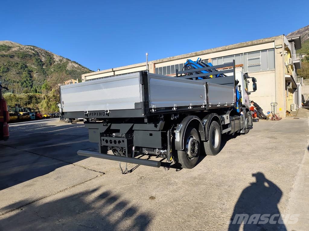Iveco Stralis AD 260 S31 クレーントラック、ユニック車