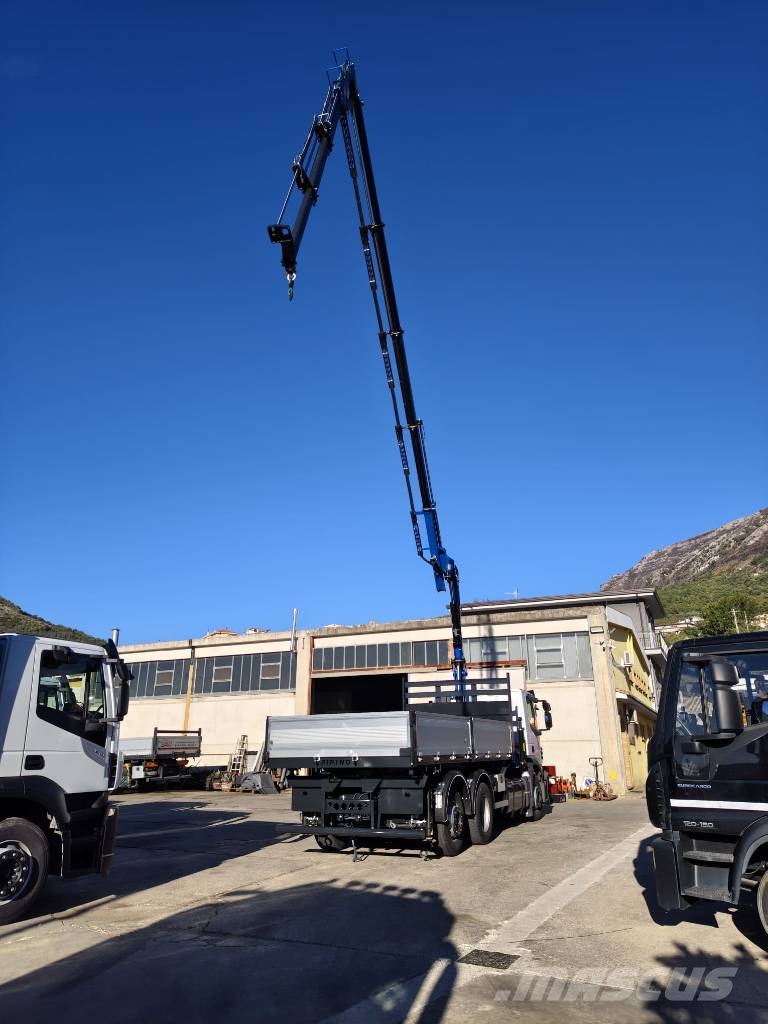 Iveco Stralis AD 260 S31 クレーントラック、ユニック車