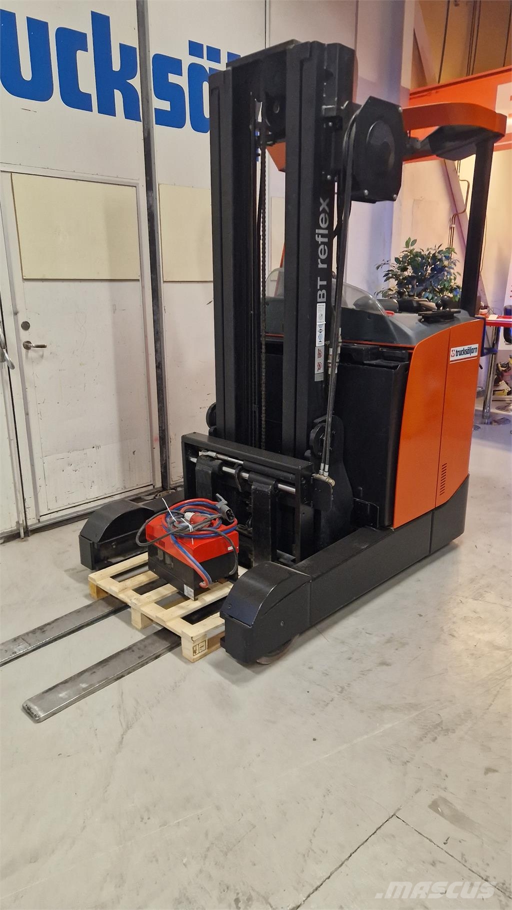 BT RRE200E Lielaugstuma pārvadātājs