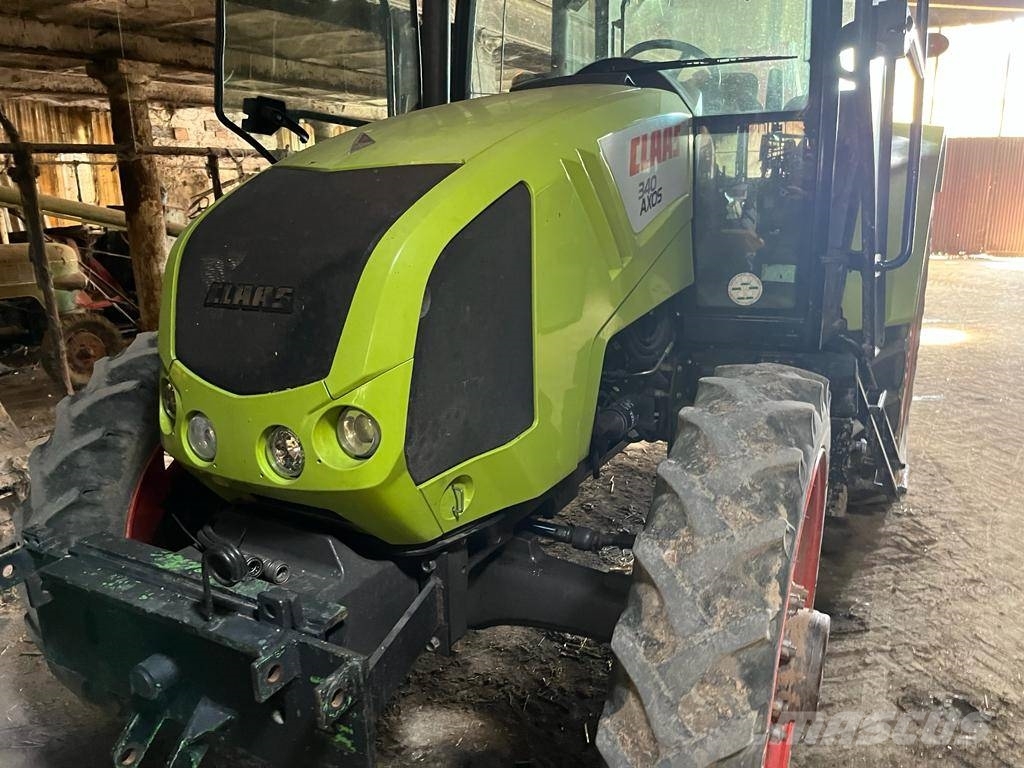 CLAAS Axos 340 CX Tractoren