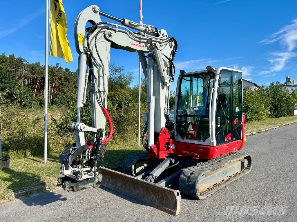 Takeuchi TB 370 CV V5 Rototilt Excavatoare 7t - 12t