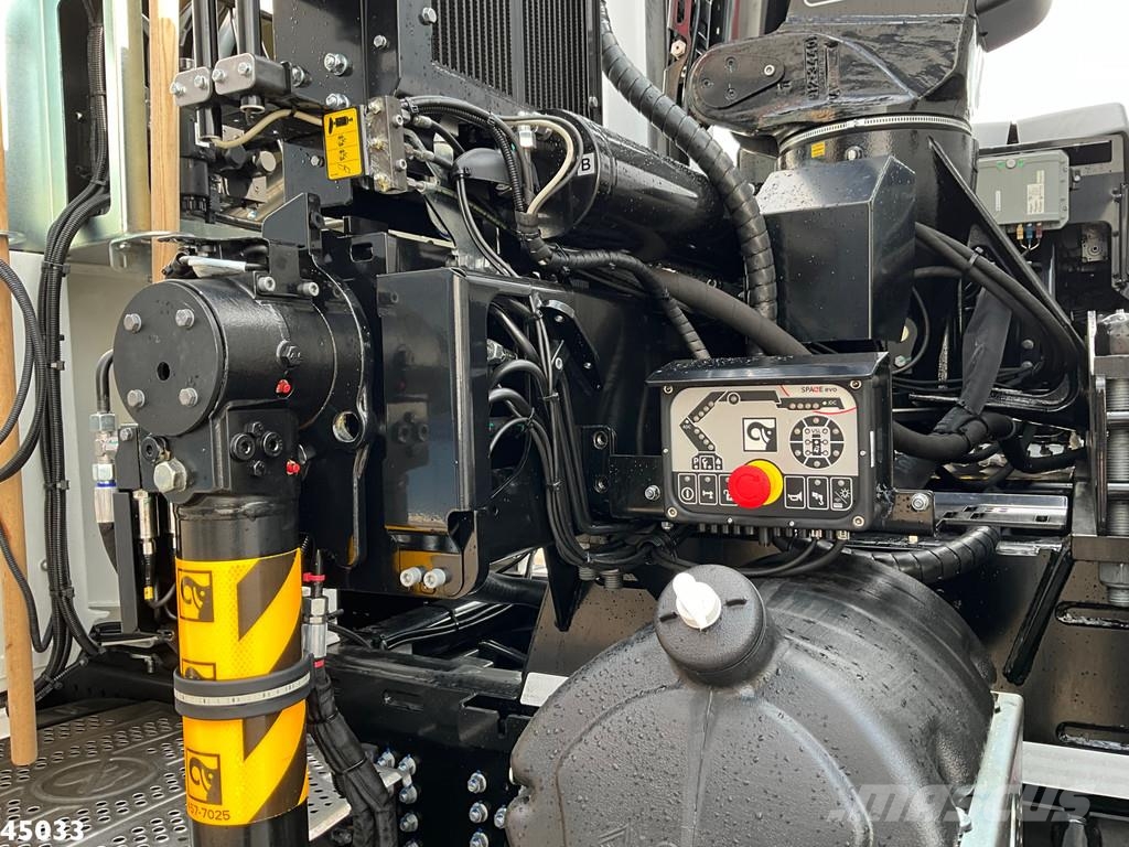 Mercedes-Benz Actros 2536 Hiab 23 Tonmeter laadkraan Jäteautot