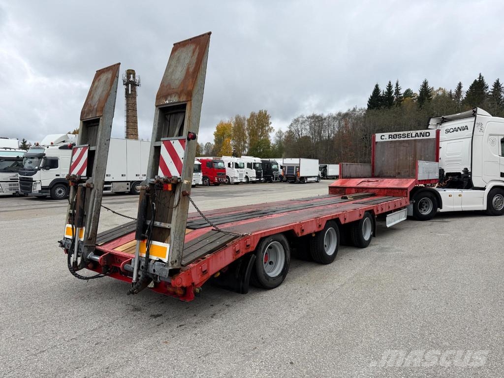 Ekeri DAMM 3-AXEL STEERING + LIFTING AXEL Semi-reboques rebaixados