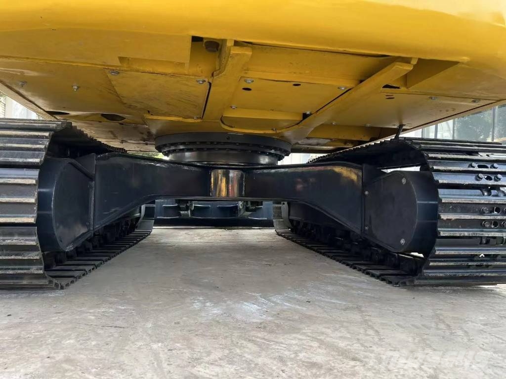 Komatsu PC 130 LC Εκσκαφείς με ερπύστριες