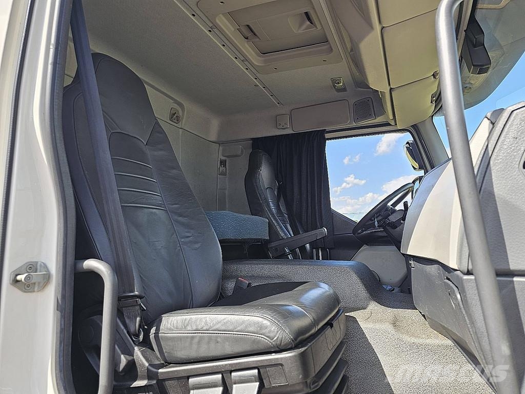 Volvo FE 280.18 2T LIFT BOX 5.52 M شاحنات ذات هيكل صندوقي