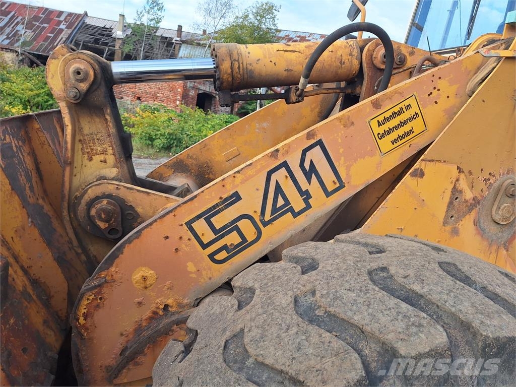 Liebherr L 541 4X4 Iné