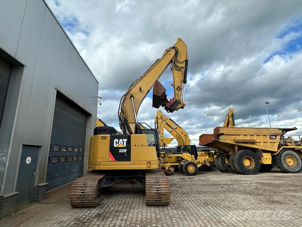 CAT 335FLCR Raupenbagger