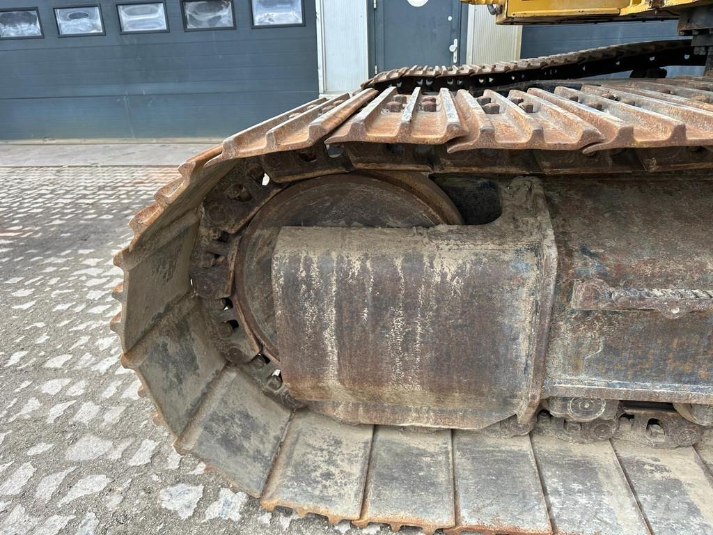 CAT 335FLCR Raupenbagger