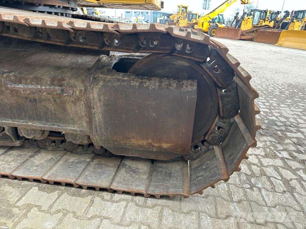 CAT 335FLCR Raupenbagger