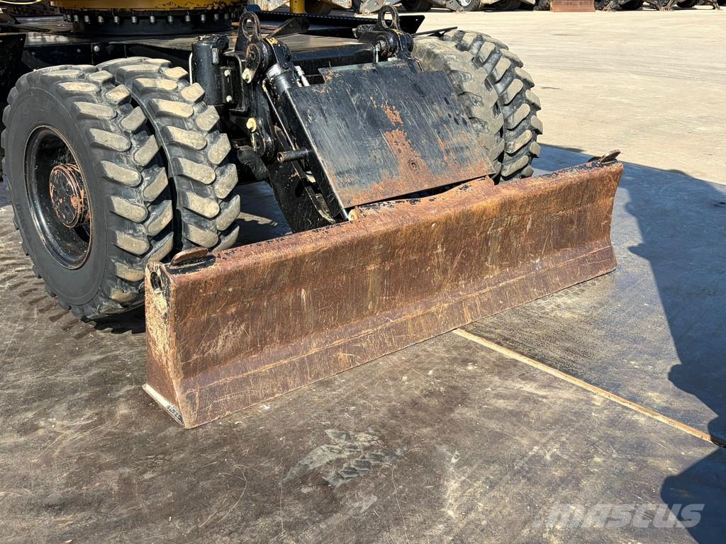 CAT M313D VA - Outriggers + Blade Excavadoras de ruedas