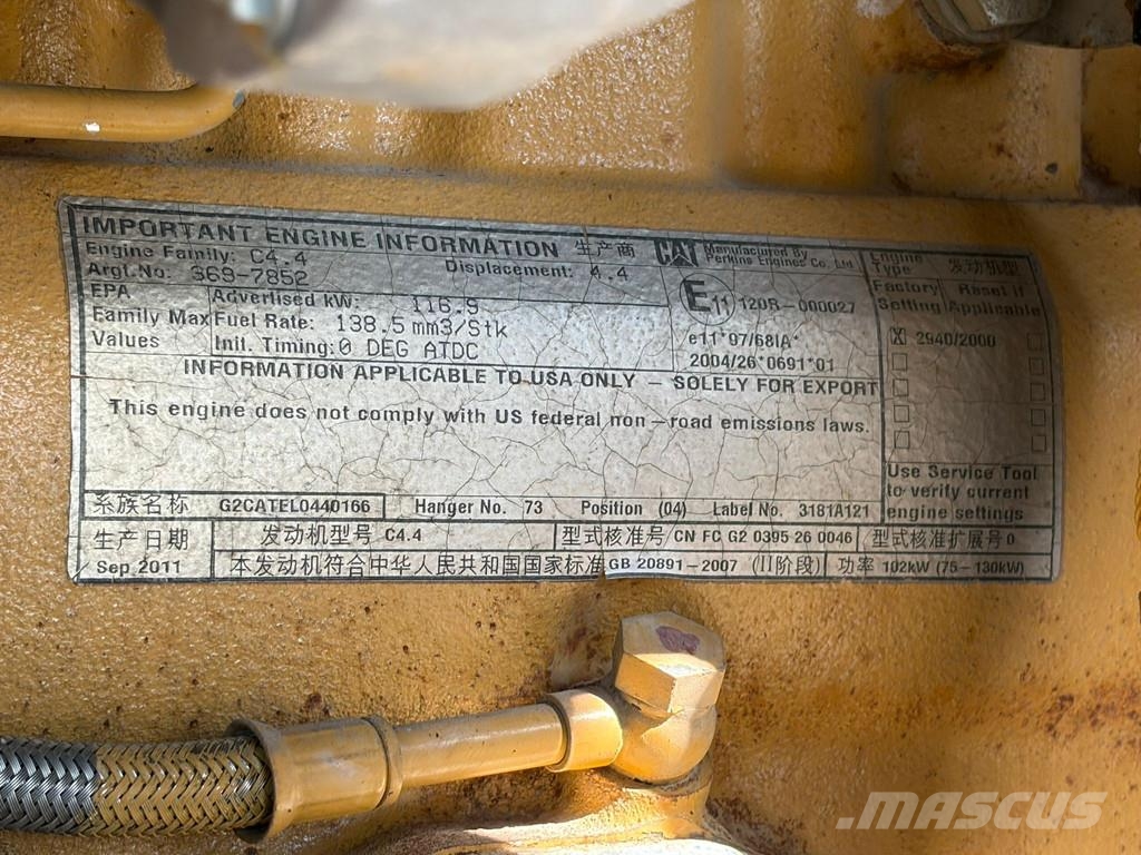 CAT M313D VA - Outriggers + Blade Excavadoras de ruedas