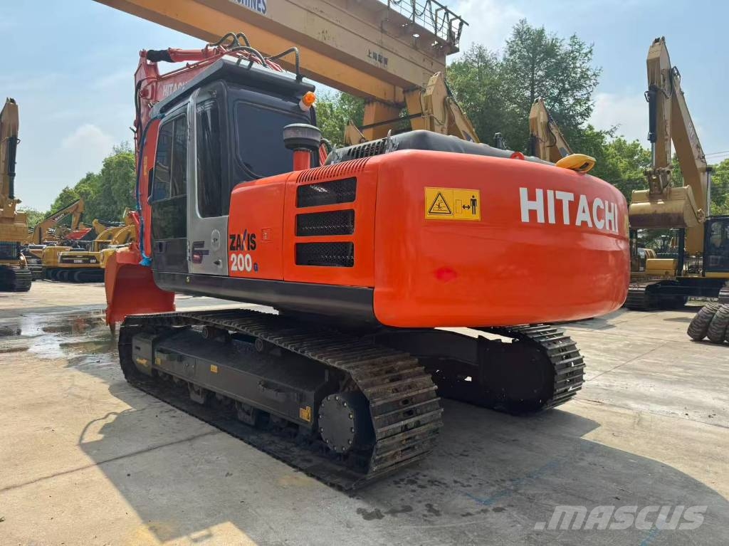 Hitachi ZX200-3G Bageri gusjeničari