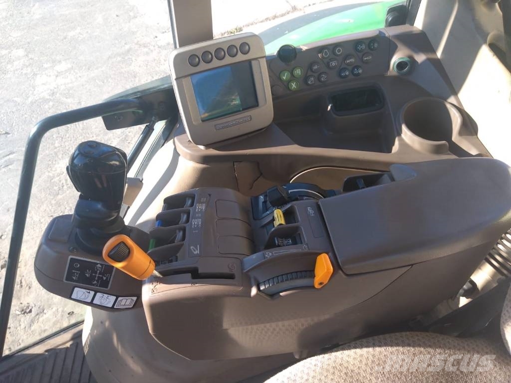 John Deere 7530 Premium Tractoare