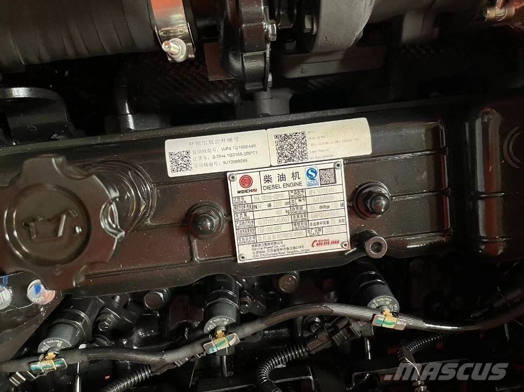 Lonking 6135 Közepes (midi) kotrók 7 t - 12 t