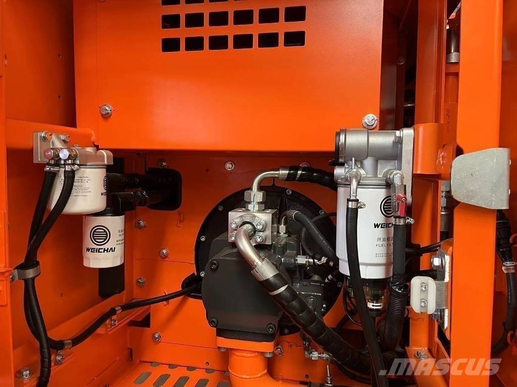 Lonking 6135 Közepes (midi) kotrók 7 t - 12 t