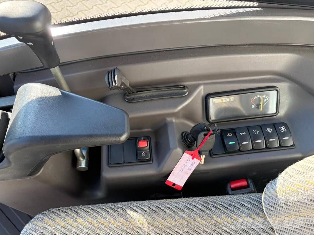 Volvo EC 20 E Mini bagri <7t