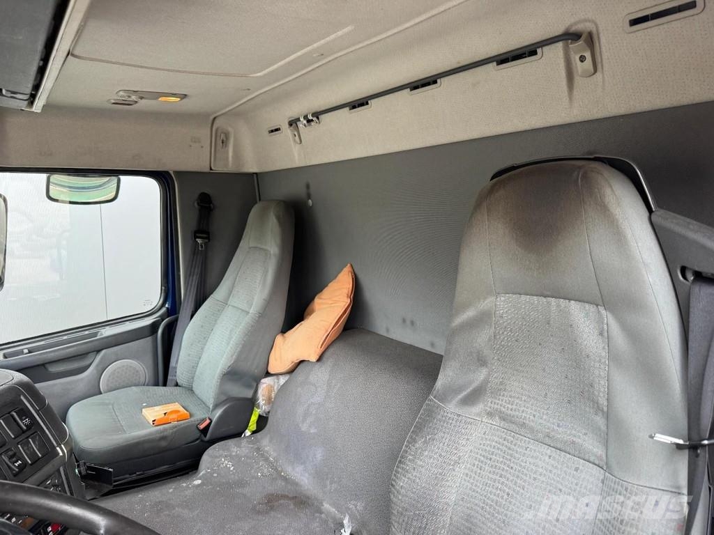 Volvo FM 340 4X2 + TRS + 1500 KG LIFT Koelwagens