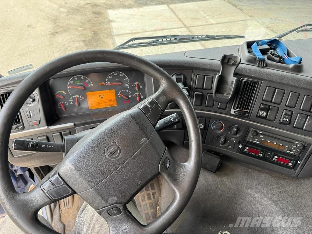 Volvo FM 340 4X2 + TRS + 1500 KG LIFT Koelwagens