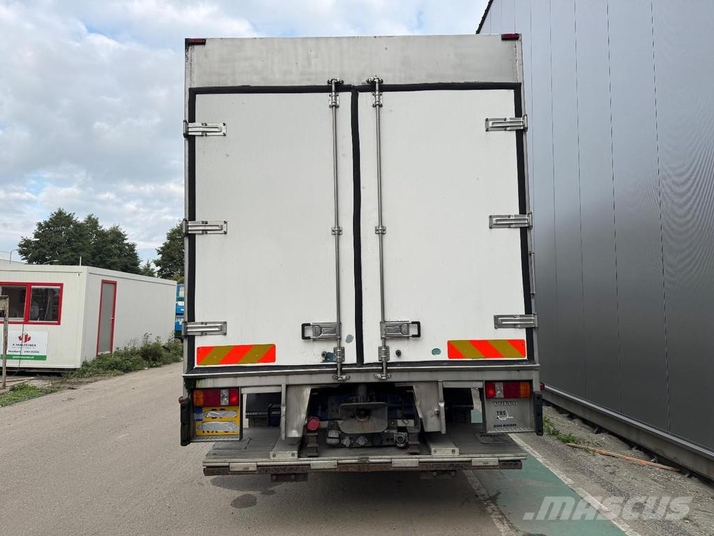 Volvo FM 340 4X2 + TRS + 1500 KG LIFT Koelwagens