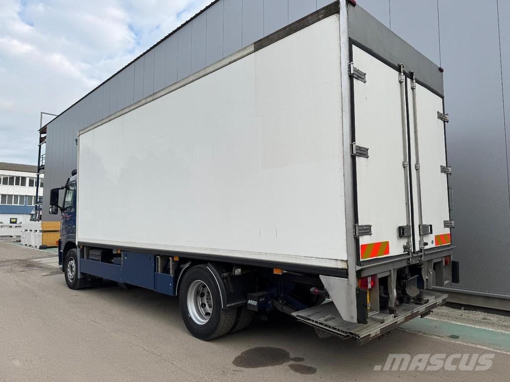 Volvo FM 340 4X2 + TRS + 1500 KG LIFT Koelwagens