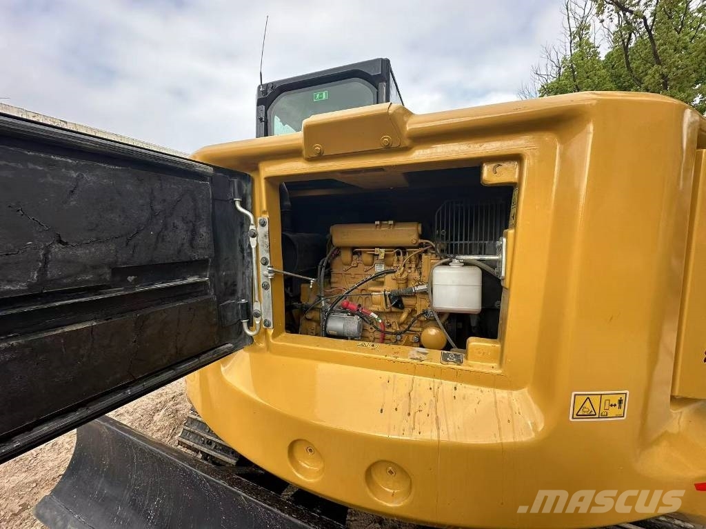 CAT 307 中型挖掘机
