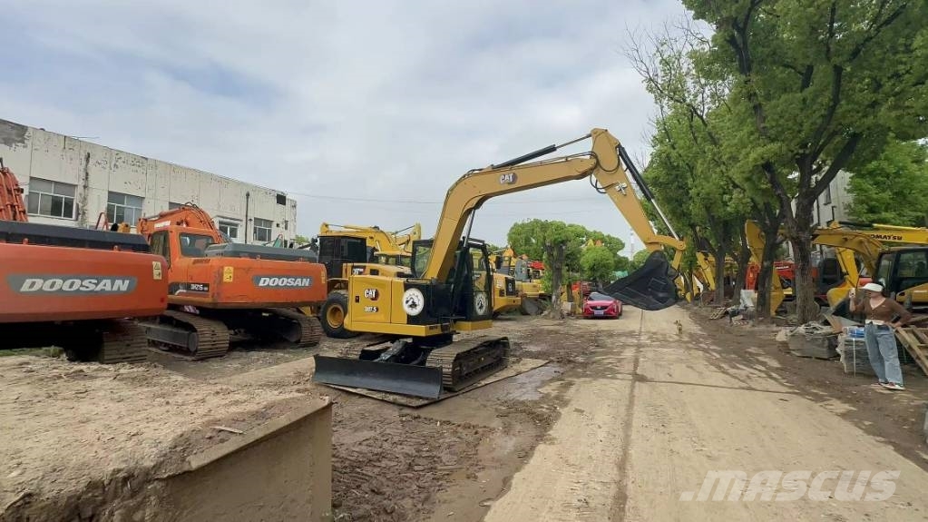CAT 307 中型挖掘机