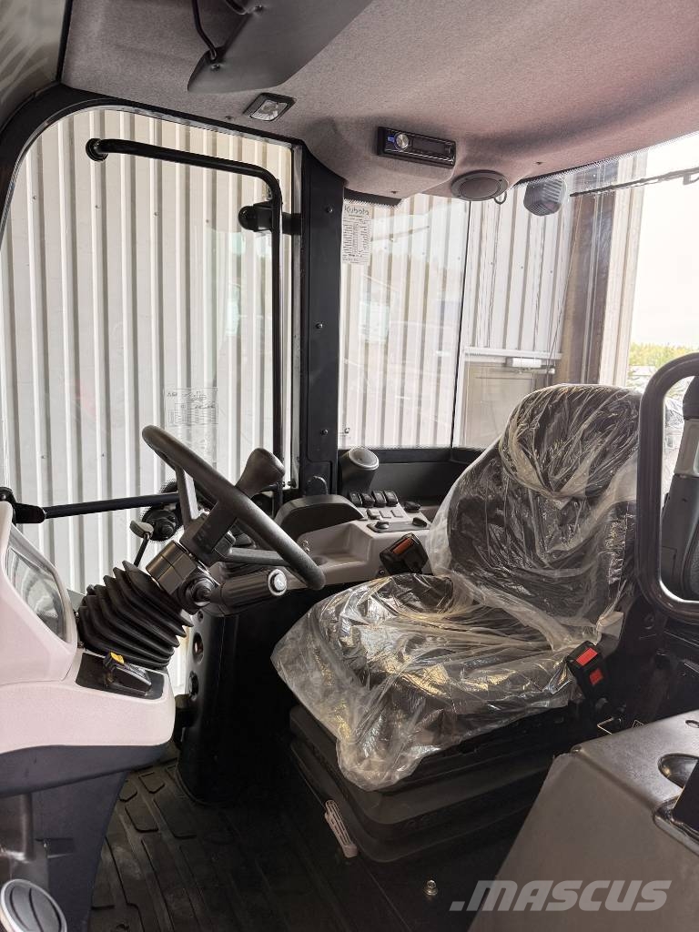 Kubota R 070  ( Vaihdossa käy kaikki ) Gumikerekes homlokrakodók